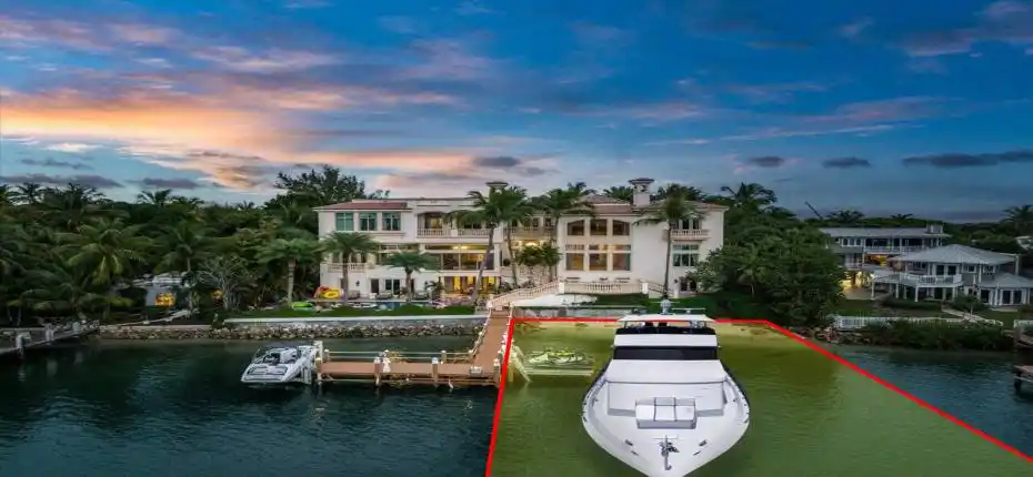 Manalapan Boat Slip With Yacht