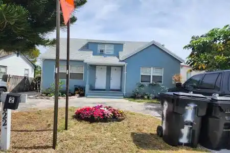 622 C Street, Lake Worth Beach, Florida 33460, ,Residential Income,For Sale,C,RX-11047586