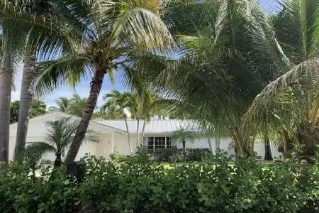 2459 Cardinal Lane, Palm Beach Gardens, Florida 33410, 4 Bedrooms Bedrooms, ,2 BathroomsBathrooms,Rental,For Rent,Cardinal,RX-11084857