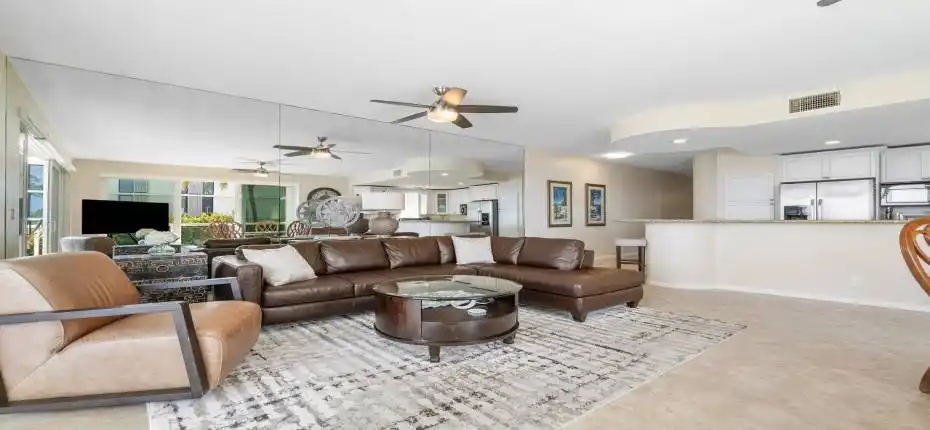 007-120InletWay-204-PalmBeachShores-FL-3