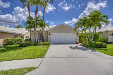 2600 Neaton Court, Wellington, Florida 33414, 3 Bedrooms Bedrooms, ,2 BathroomsBathrooms,Rental,For Rent,Neaton,RX-11090050