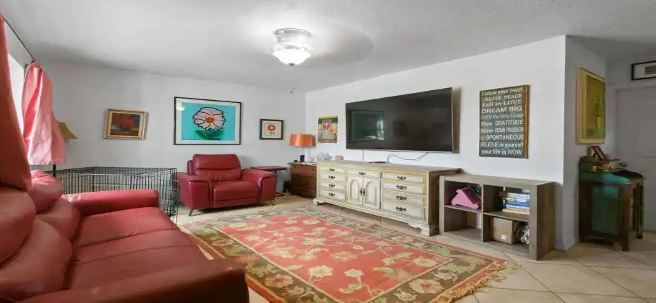 Rock Fireplace Lodeg