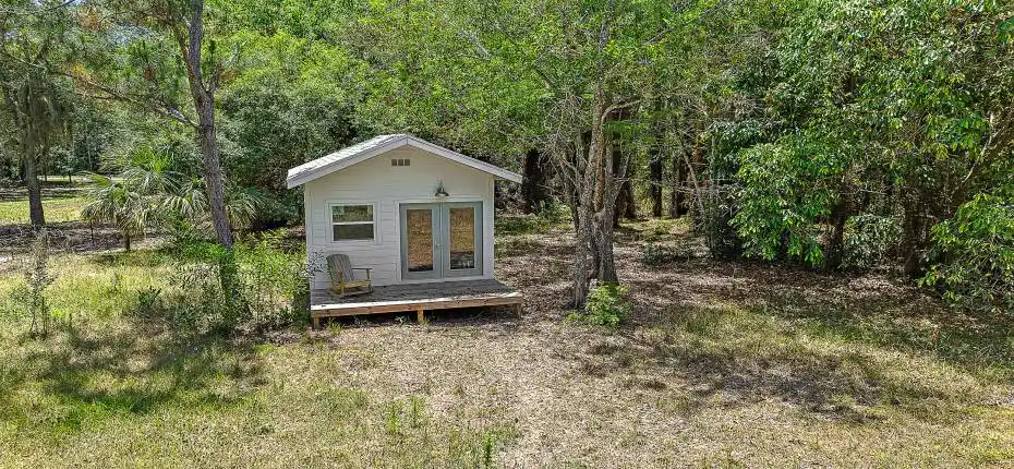 Sprawling Parcels surrounding