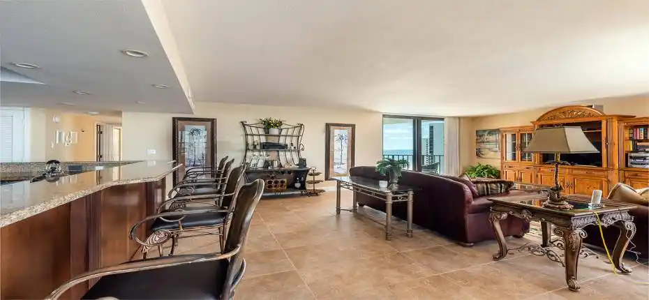 5420-N-OCEAN-DR-1906-008