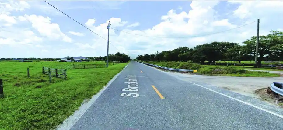 Looking S on Brocksmith