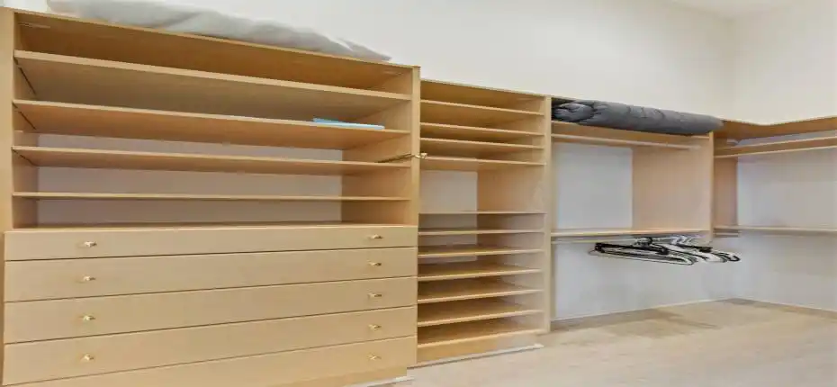 Custom Closet