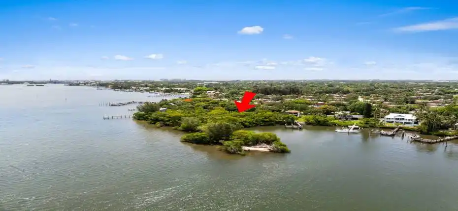 11-web-or-mls-DJI_20250610233405_0377_D_