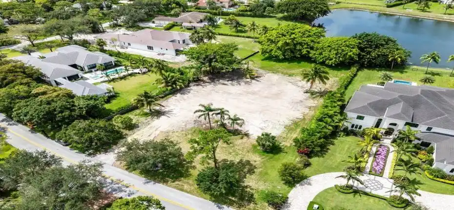 002-7807SteeplechaseDrive-PalmBeachGarde