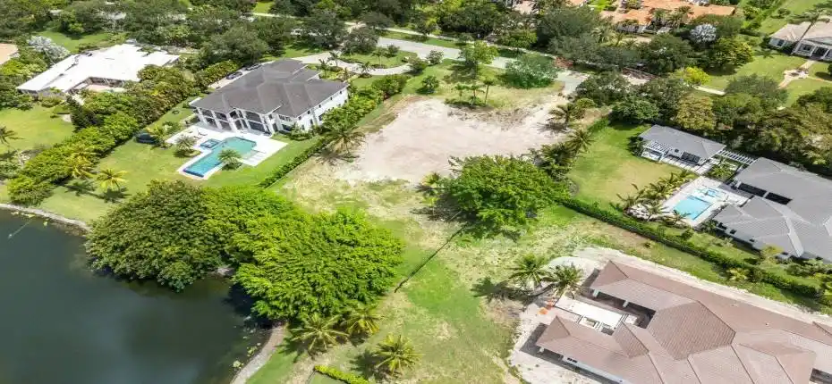 004-7807SteeplechaseDrive-PalmBeachGarde