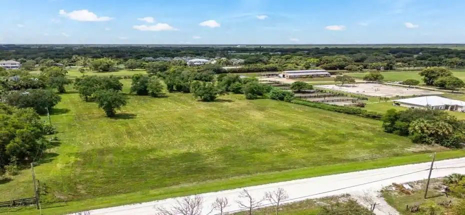 005-16526HollowTreeLane-Wellington-FL-33