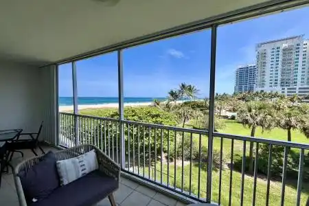 3600 Ocean Drive, Singer Island, Florida 33404, 1 Bedroom Bedrooms, ,1 BathroomBathrooms,Rental,For Rent,Ocean,RX-11107010