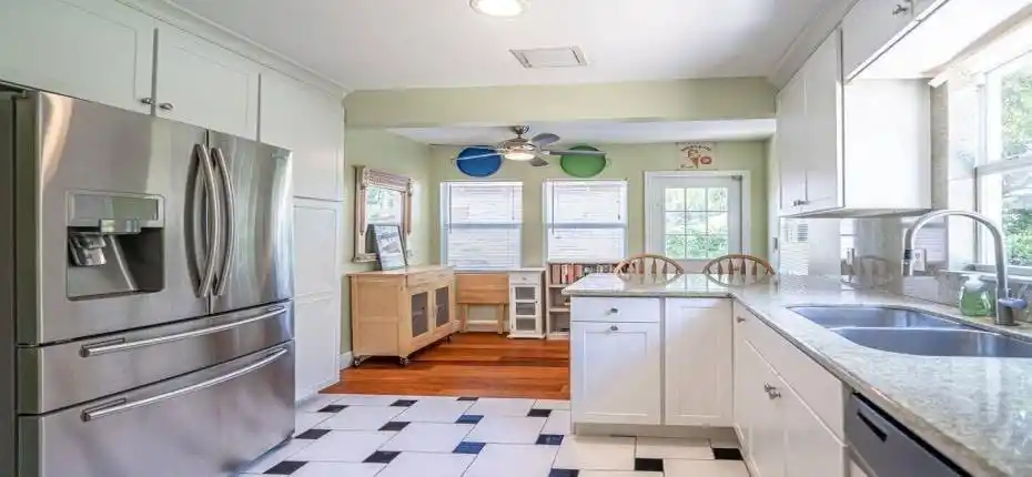 1deca77010b81278d9052518a050222dl-m8xd-w