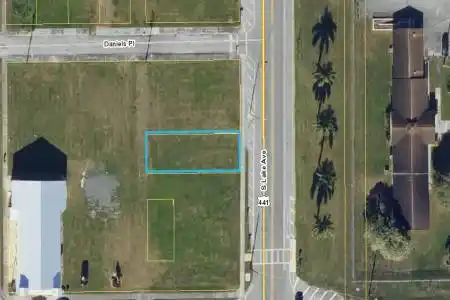 * Lake Avenue, Pahokee, Florida 33476, ,Land/docks,For Sale,Lake,RX-11113889