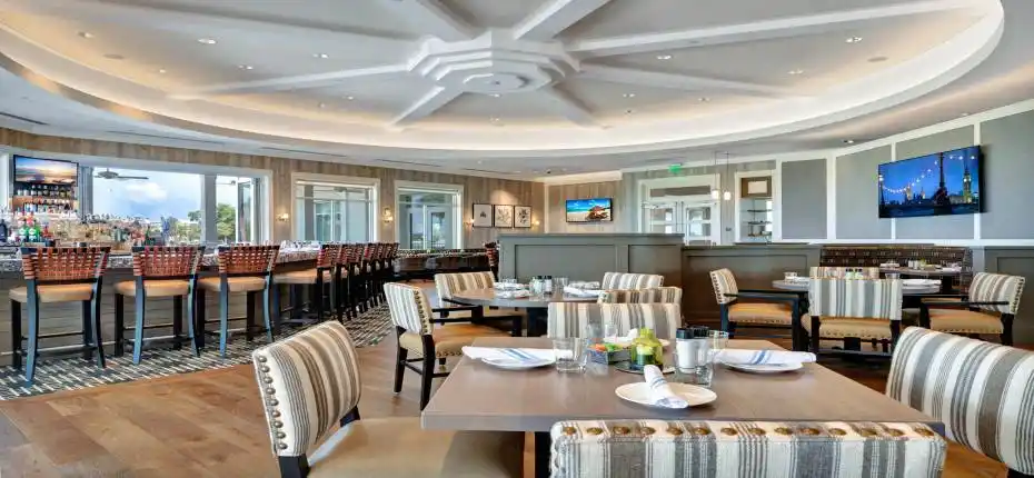 NORTH PALM BEACH COUNTRY CLUB RESTAURANT