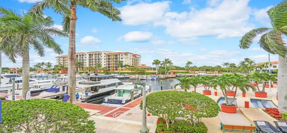 Jupiter Yacht Club