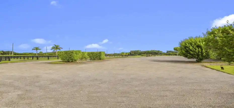 3899 Shutterfly Way 021