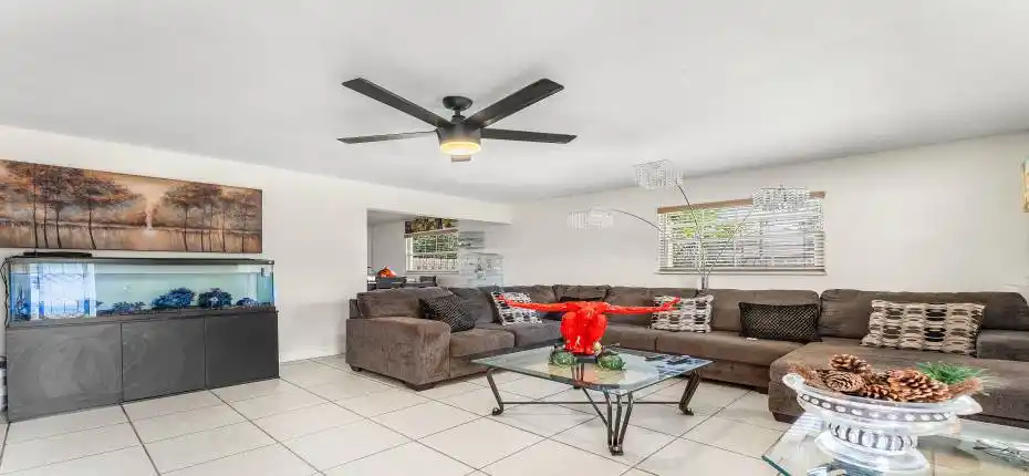 004-2907ApalacheeRoad-PalmSprings-FL-334