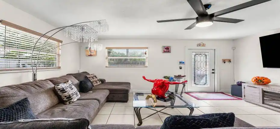 006-2907ApalacheeRoad-PalmSprings-FL-334