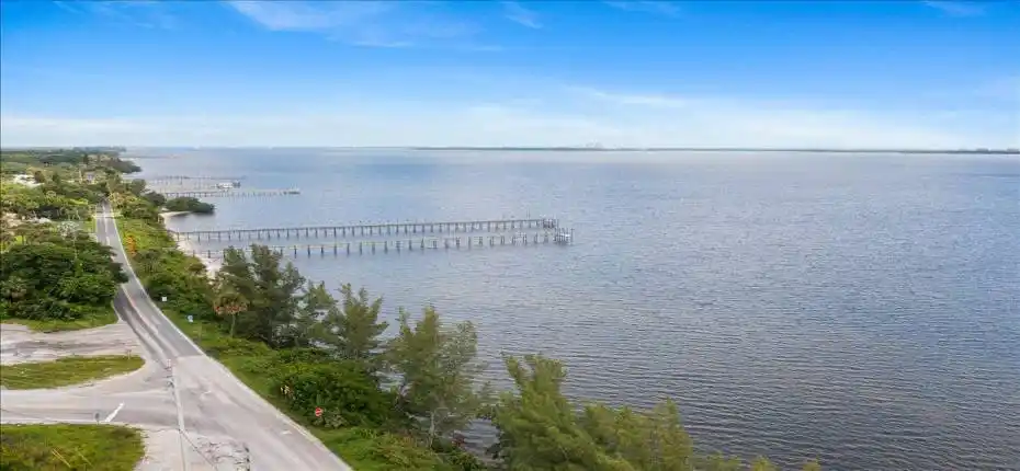 Water View of NW Corner Indian River