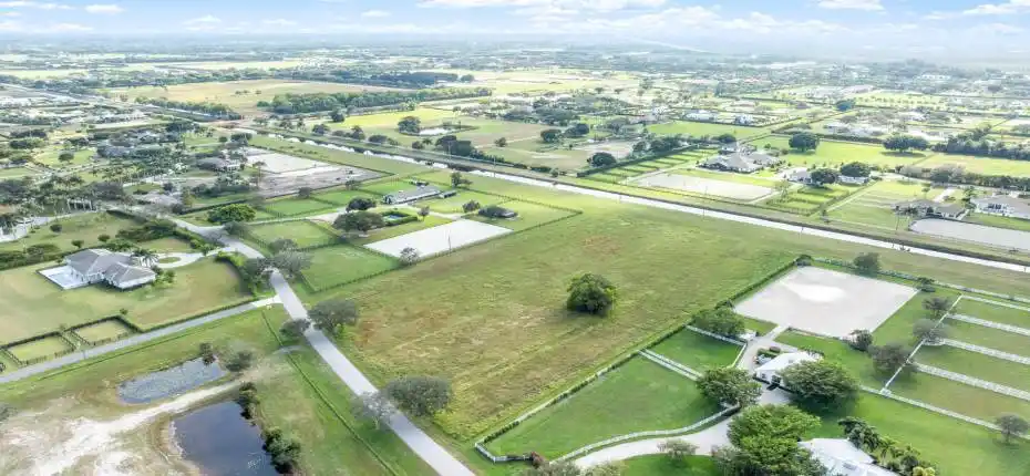 15384 Sunnyland Ln Wellington-large-010-