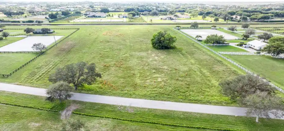 15384 Sunnyland Ln Wellington-large-012-