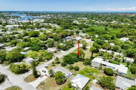 0 Grant Street, Port Salerno, Florida 34997, ,Land/docks,For Sale,Grant,RX-11090814