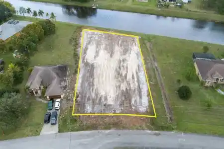 121 Hawthorne Circle, Port Saint Lucie, Florida 34953, ,Land/docks,For Sale,Hawthorne,RX-11137376