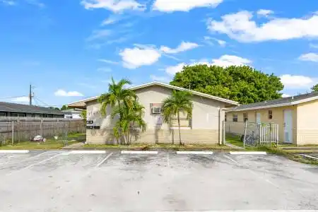 2761 14th Court, Fort Lauderdale, Florida 33311, ,Residential Income,For Sale,14th,RX-11146675