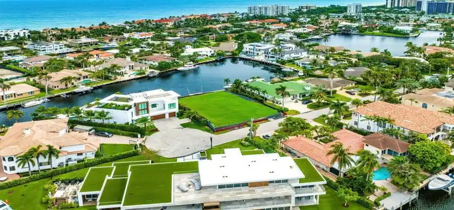 010-4211IntracoastalDrive-HighlandBeach-