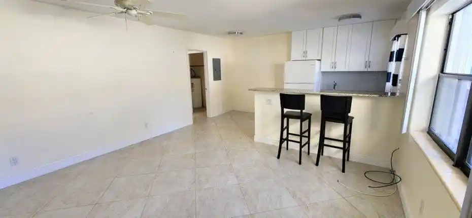 20251121165610859674000000-o