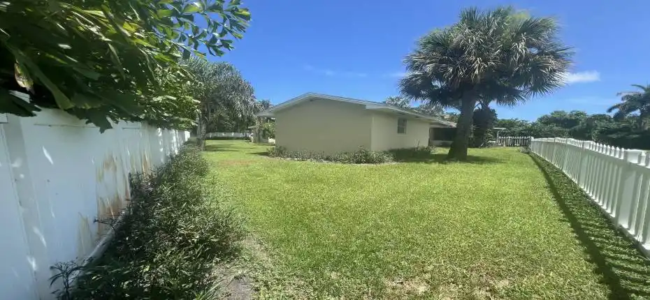 10 2081 Joy Rene Lane