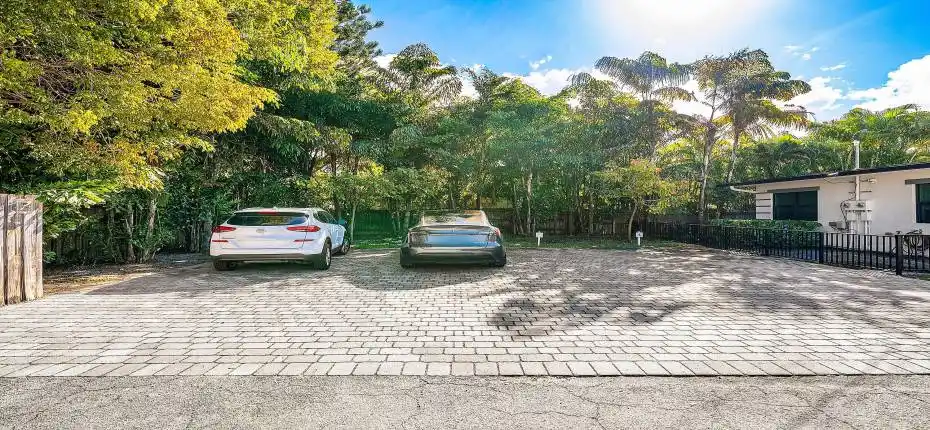 002-215NorthSwintonAvenue-DelrayBeach-FL