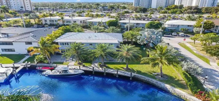 833 Southeast 22nd Ave - 7.jpg-SMALL