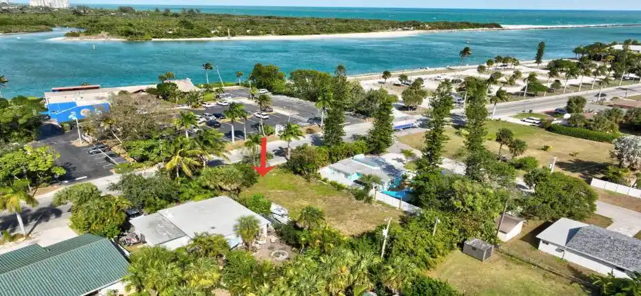 BEAUTIFUL ISLAND LOT