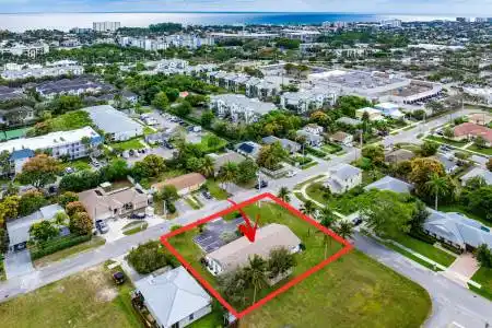 1040 Miami Boulevard, Delray Beach, Florida 33483, ,Residential Income,For Sale,Miami,RX-11156498