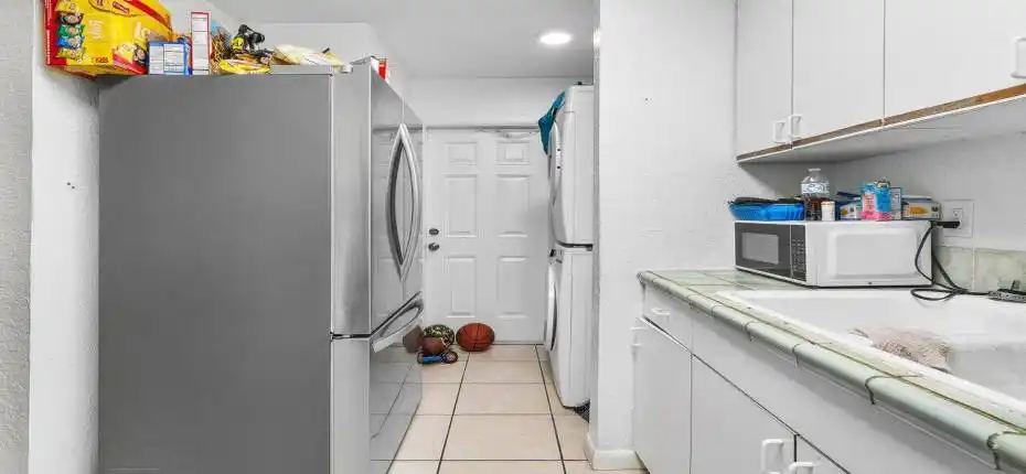 Unit 1- Kitchen to laundry