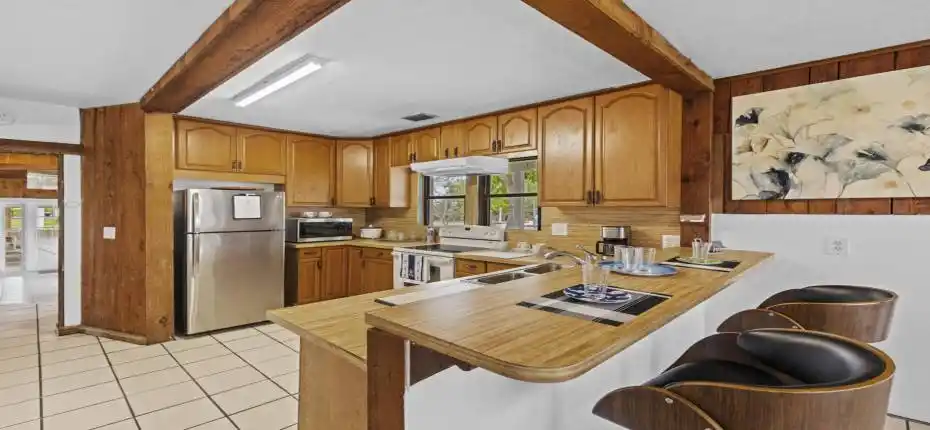 14601 Orange Ave_013