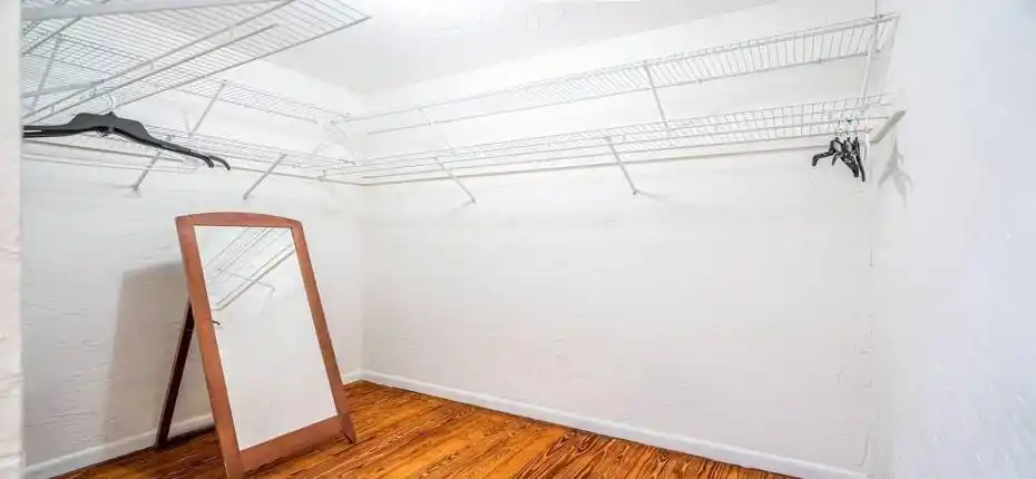 Main House Closet 1