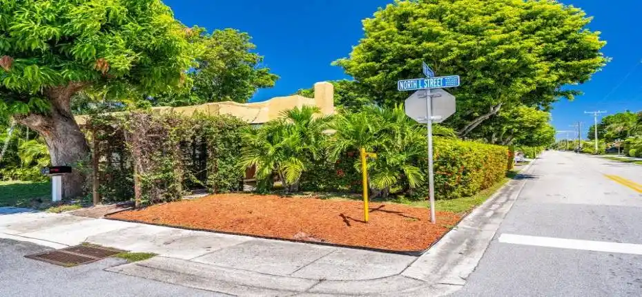 Main House Street View