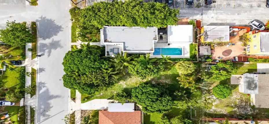 012-338CornellDrive-LakeWorthBeach-FL-33