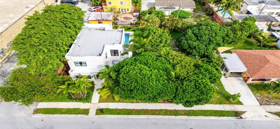 003-338CornellDrive-LakeWorthBeach-FL-33