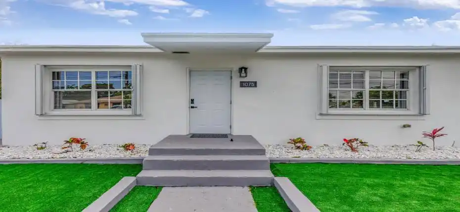 db981a97-9caa-4a0c-8cab-1dc10e01c7c2