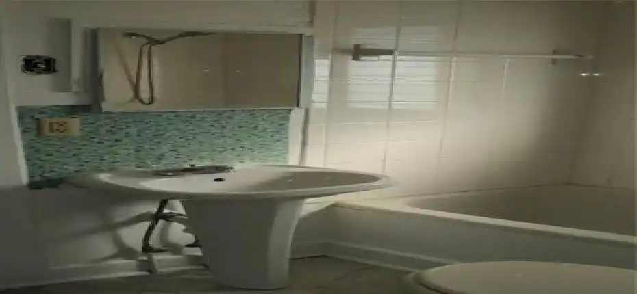 20180313172450526832000000-o