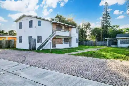 124 8th Avenue, Delray Beach, Florida 33444, ,Residential Income,For Sale,8th,RX-11161235