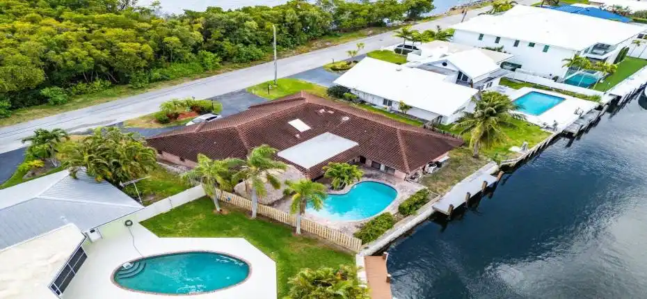 Protected North/South Canal