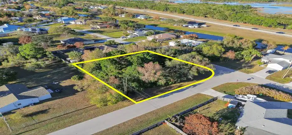 1898SENButtonwoodDrAerials(5)a