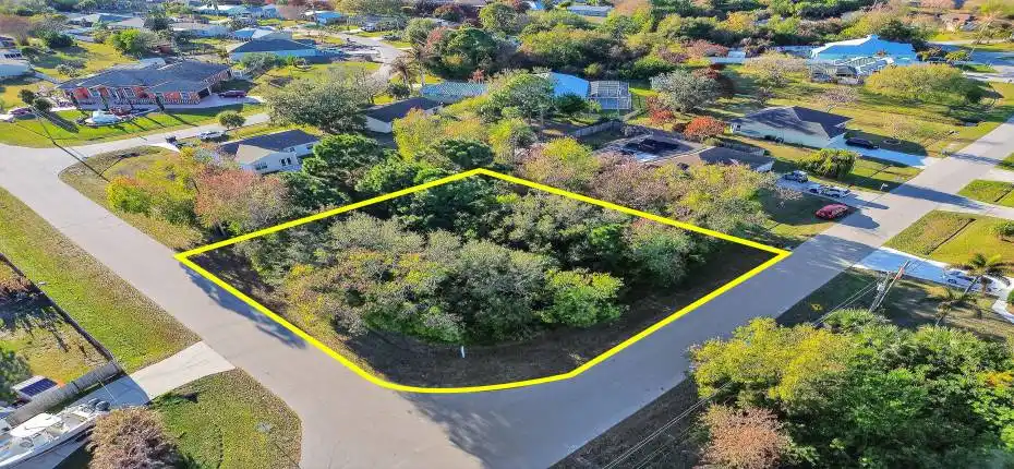 1898SENButtonwoodDrAerials(3)a