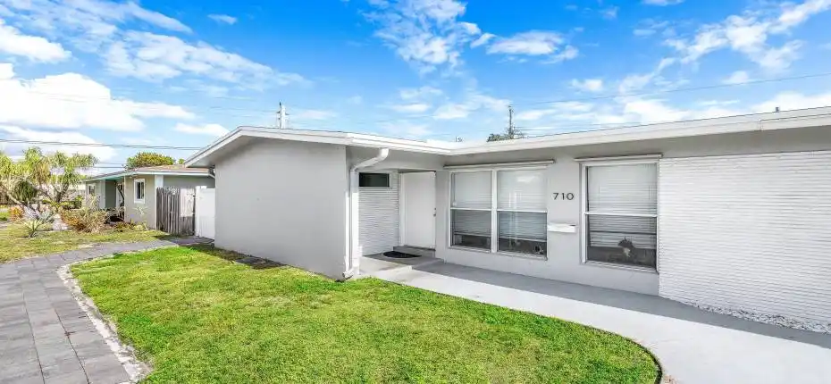 004-708Northeast23rdAvenue-PompanoBeach-