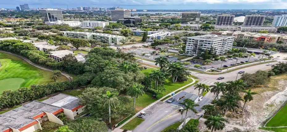 1617EmbassyDrAerials(2)