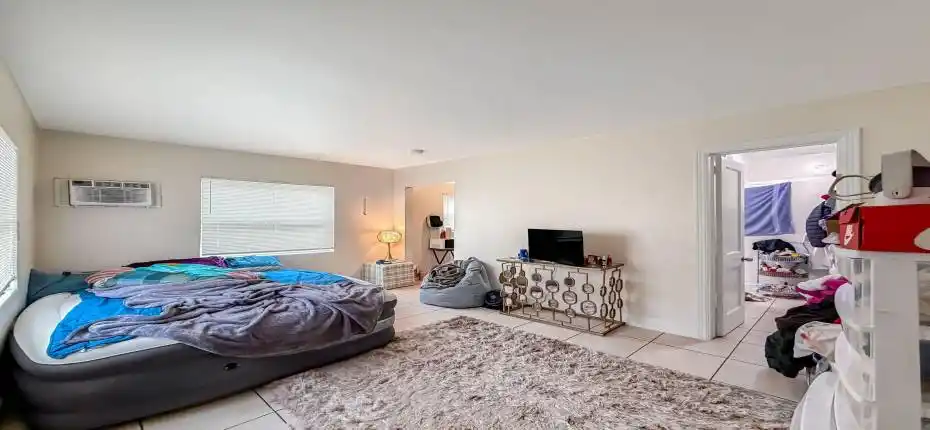 13-web-or-mls-Photo Feb 05 2026, 1 04 51